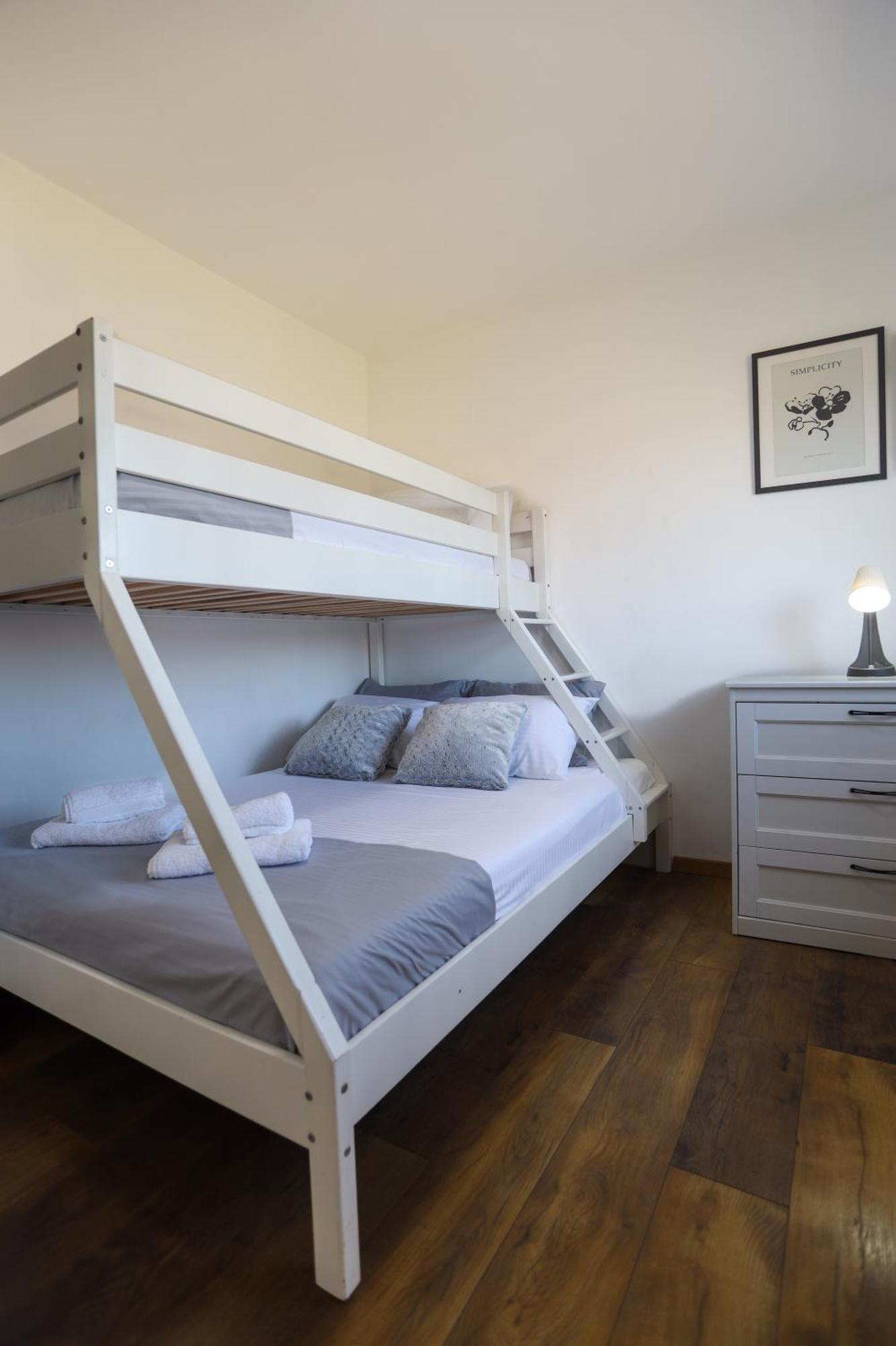 Airport Stay Apartments Surčin エクステリア 写真