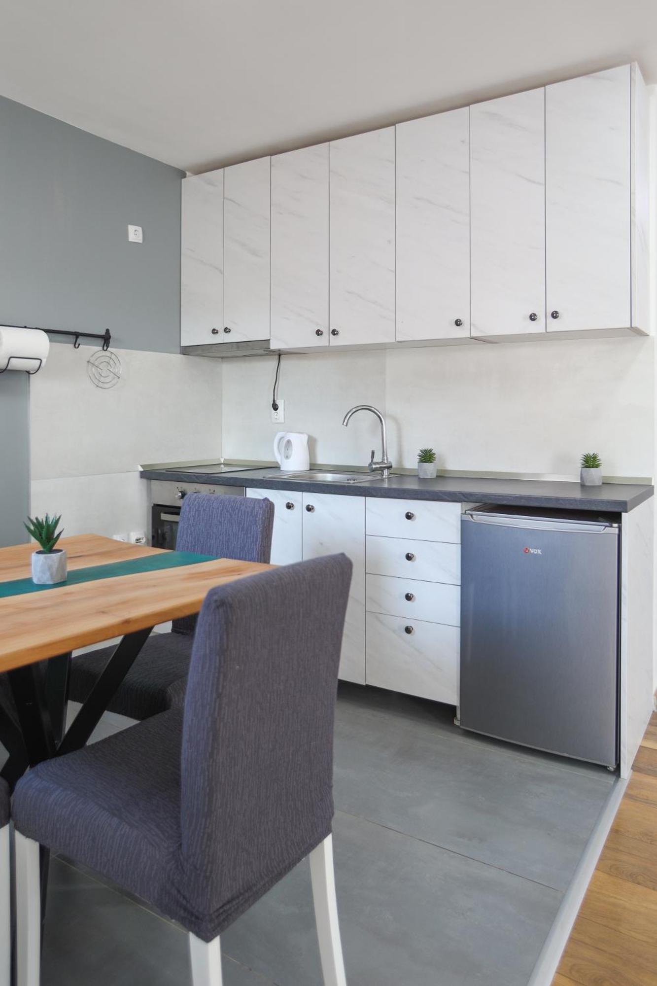 Airport Stay Apartments Surčin エクステリア 写真