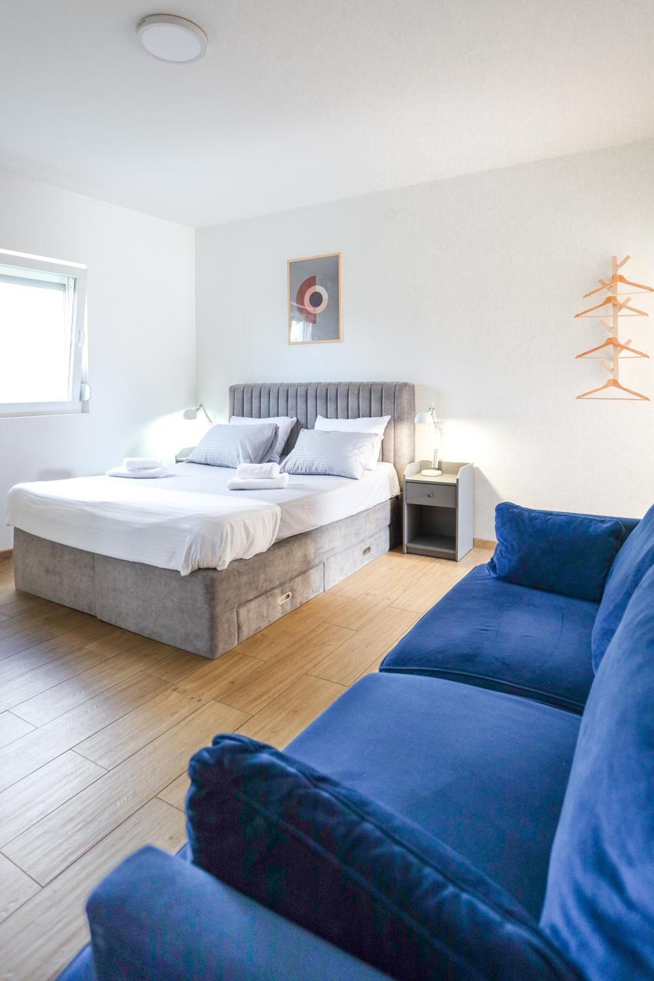 Airport Stay Apartments Surčin エクステリア 写真