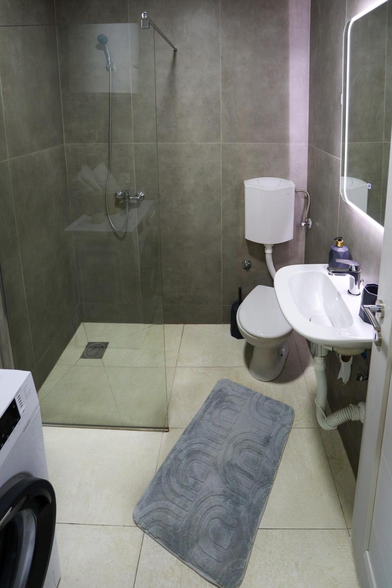 Airport Stay Apartments Surčin エクステリア 写真
