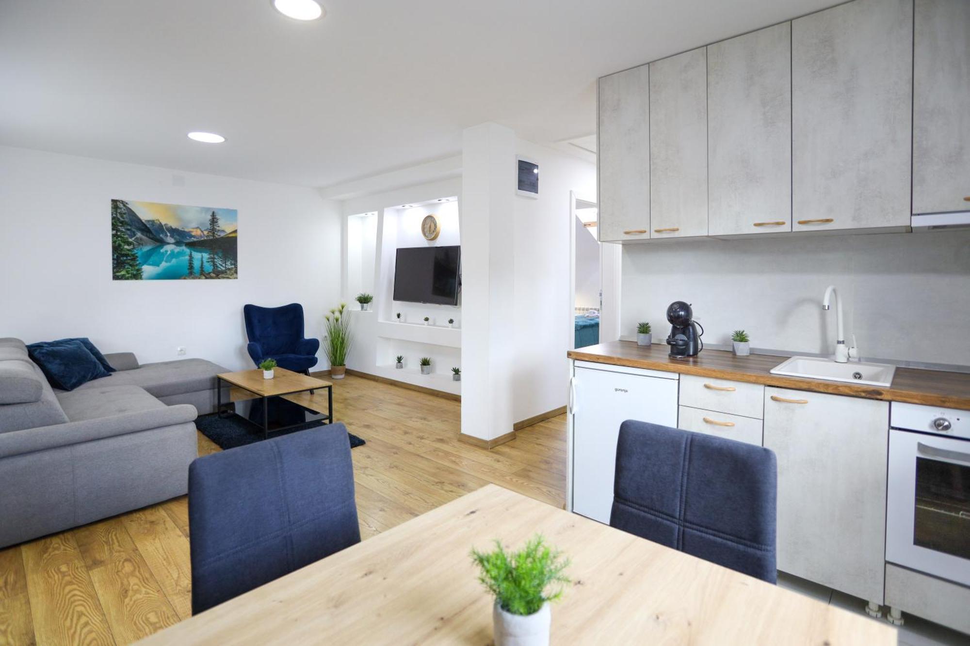 Airport Stay Apartments Surčin エクステリア 写真